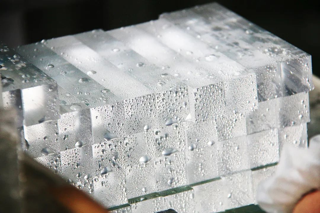 亚克力砖——透明水晶砖的艺术