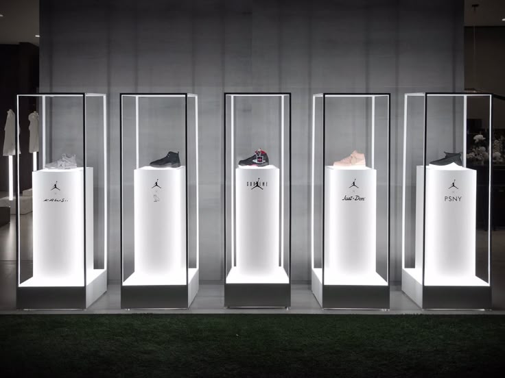 为什么高端化妆品专柜都爱用这种亚克力？