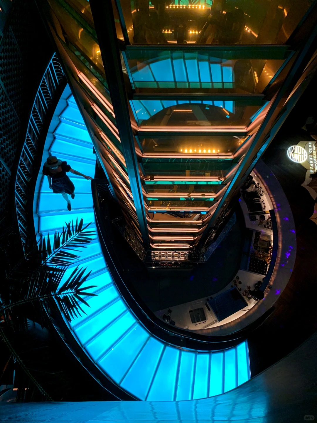 蓝色亚克力 (4).jpg