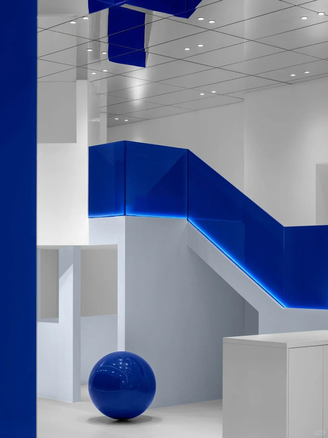 蓝色亚克力 (5).jpg